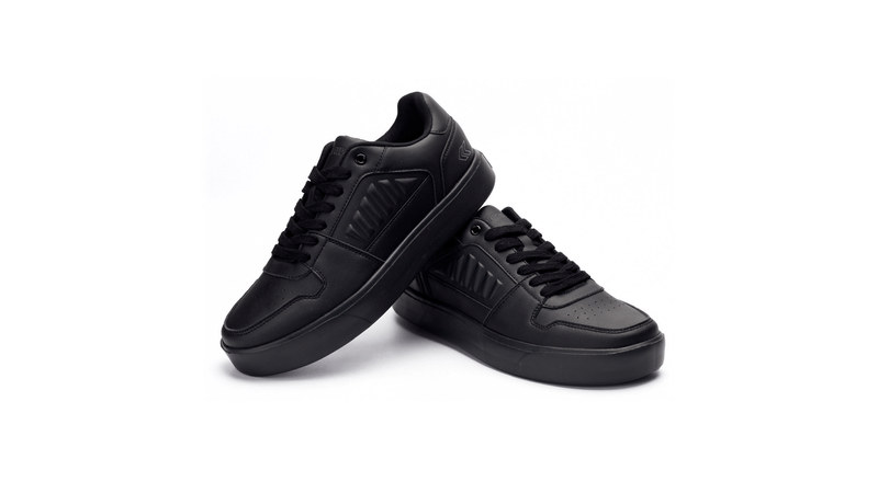 Zapatillas Atomik Hombre Street Negras Urbanas