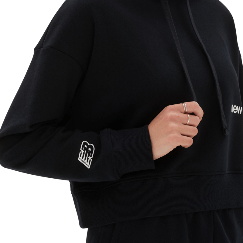 Buzo-Con-Capucha-New-Balance-Wt23512