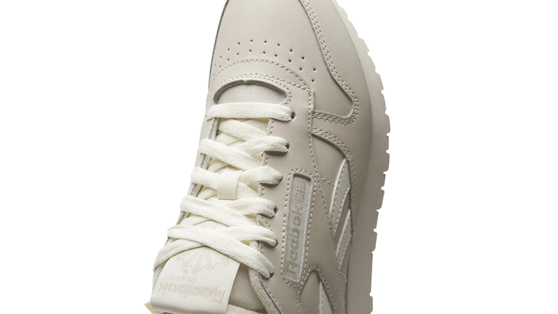 Reebok classic mujer beige deals