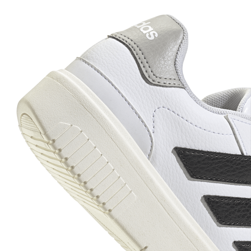 Color--CLOUD-WHITE-CORE-BLACK-GREY-TWO-Talle--40